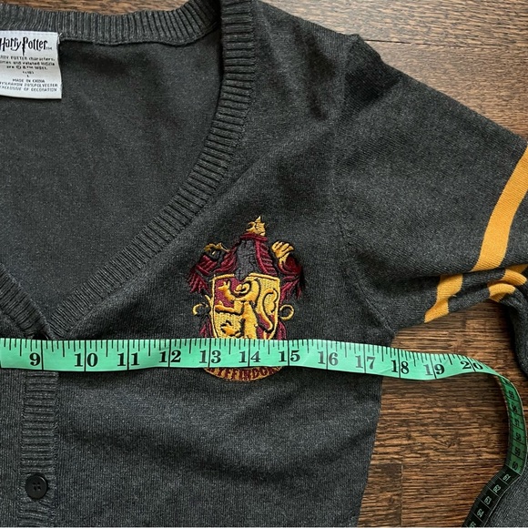 Harry Potter size large gray cardigan - Picture 6 of 9